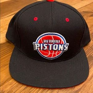 Detroit Pistons Mitchell and Ness Snapback